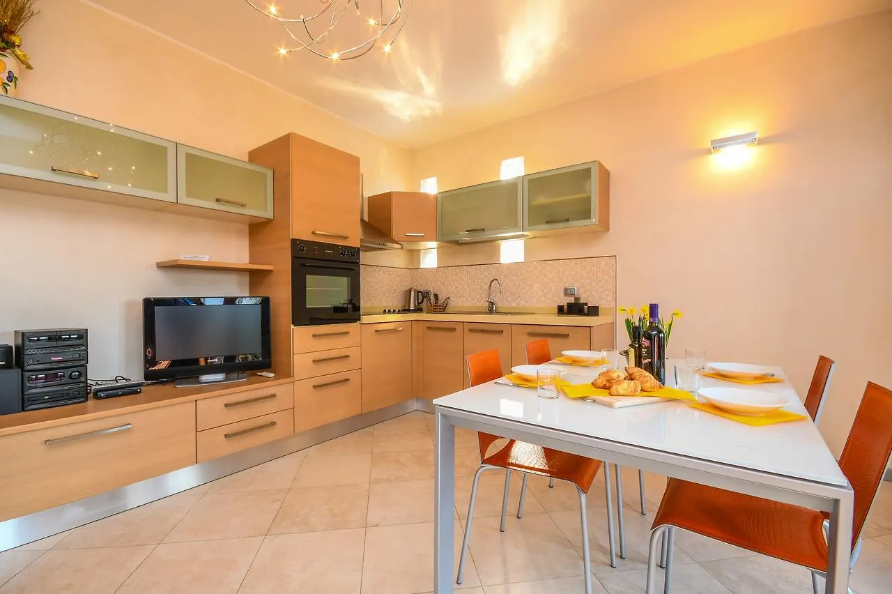 Barcone 1 Apartamento Sirmione