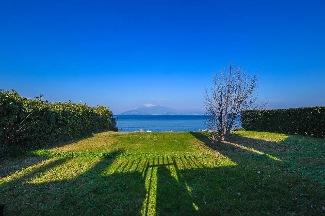 Barcone 1 Daire Sirmione