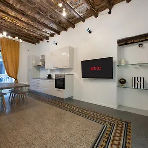 casta-diva-luxury-apartments.palermohotels.org/