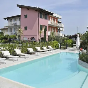 2* Lägenhetshotell Acqua